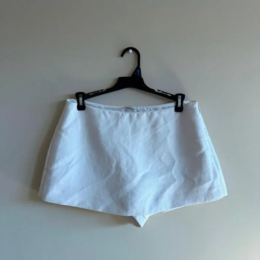 Aritzia Women's Tan Skirt